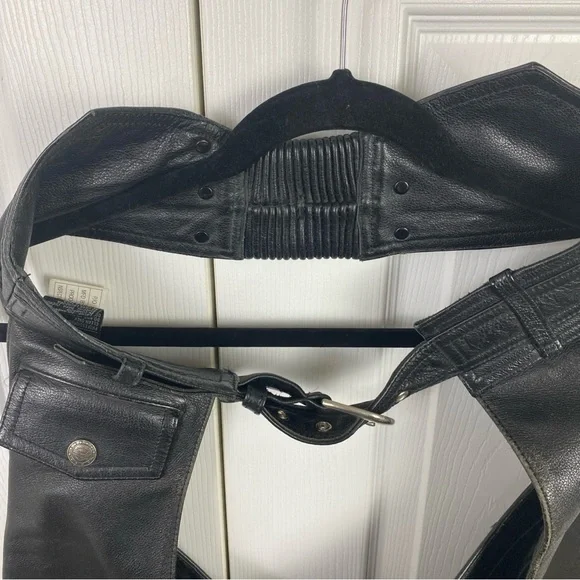 Harley Davidson Chaps Women XS Black Leather Riding Genuine Flared Leg Snap Away - Picture 9 of 9